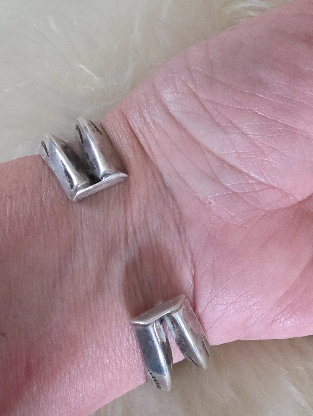 Amazing Native American Navajo Coral & Sterling Cuff By Marie Silver ❤️🎁🩶🪸